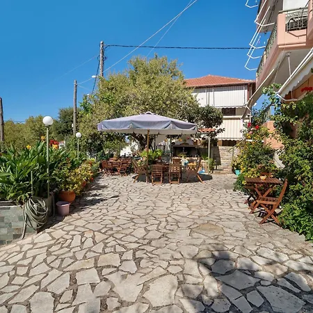 Apartment Nontas 21 *